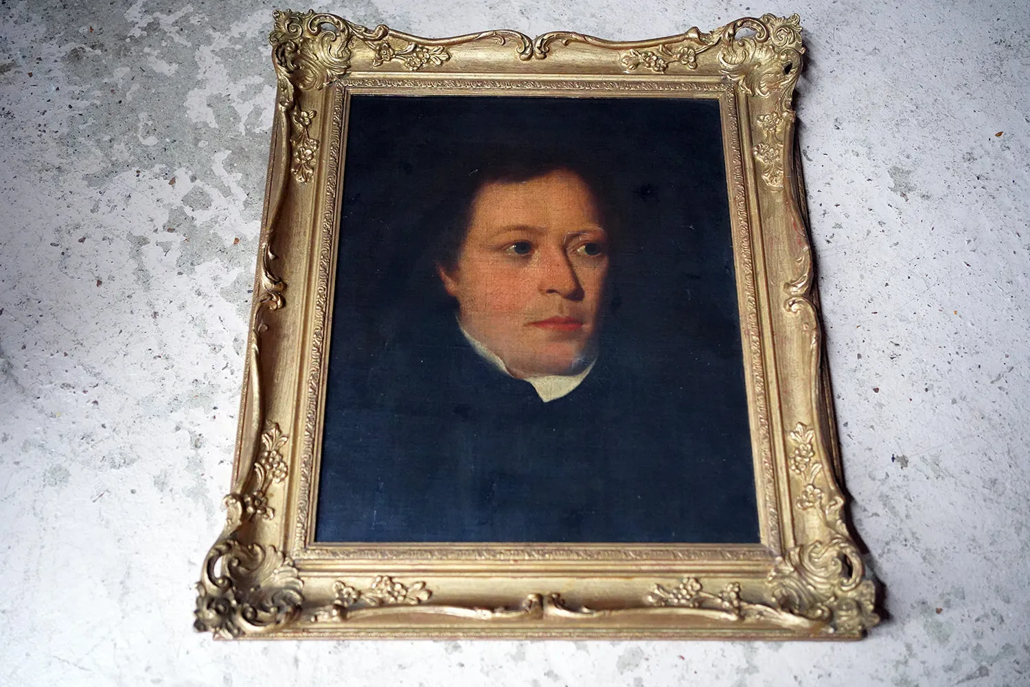 A 19thC English School Oil on Canvas Portrait of a Gentleman c.1830-50