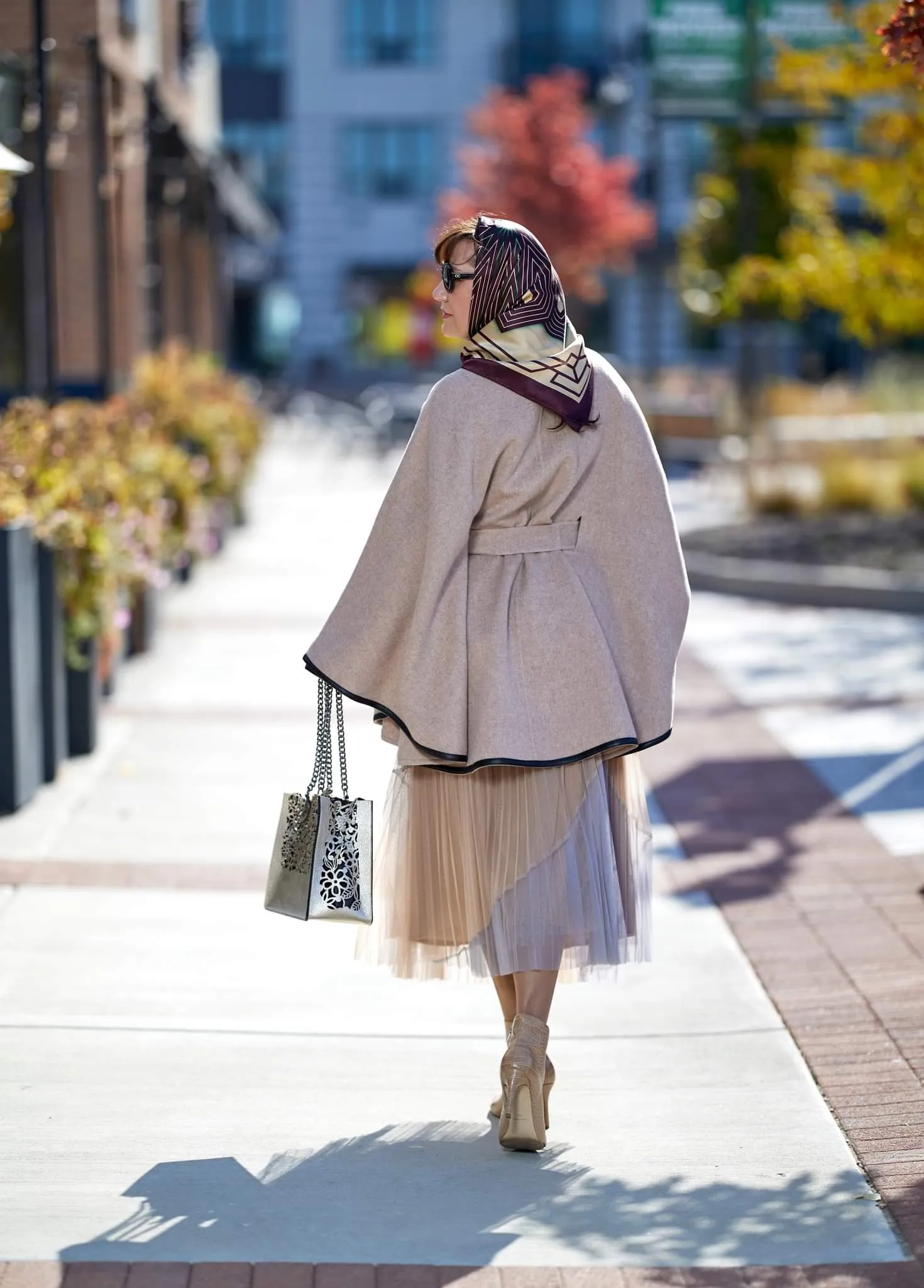 ALICE Beige Virgin Wool Belted Cape Poncho Coat Black Leather Trim