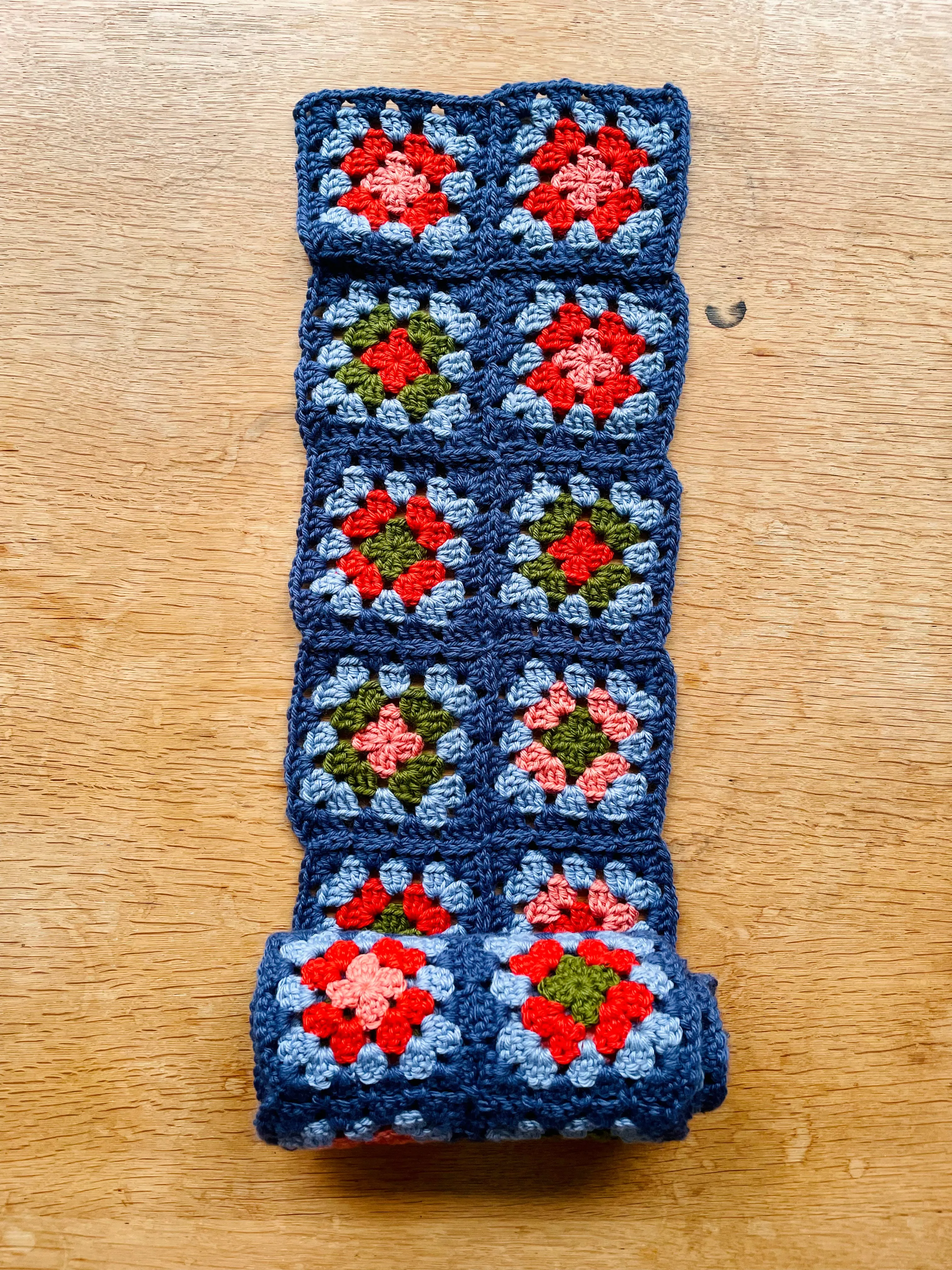 EARLYMADE Hand-knitted Granny Squares Scarf — MULTI / BLUE — UNIQUE — LAST PIECE