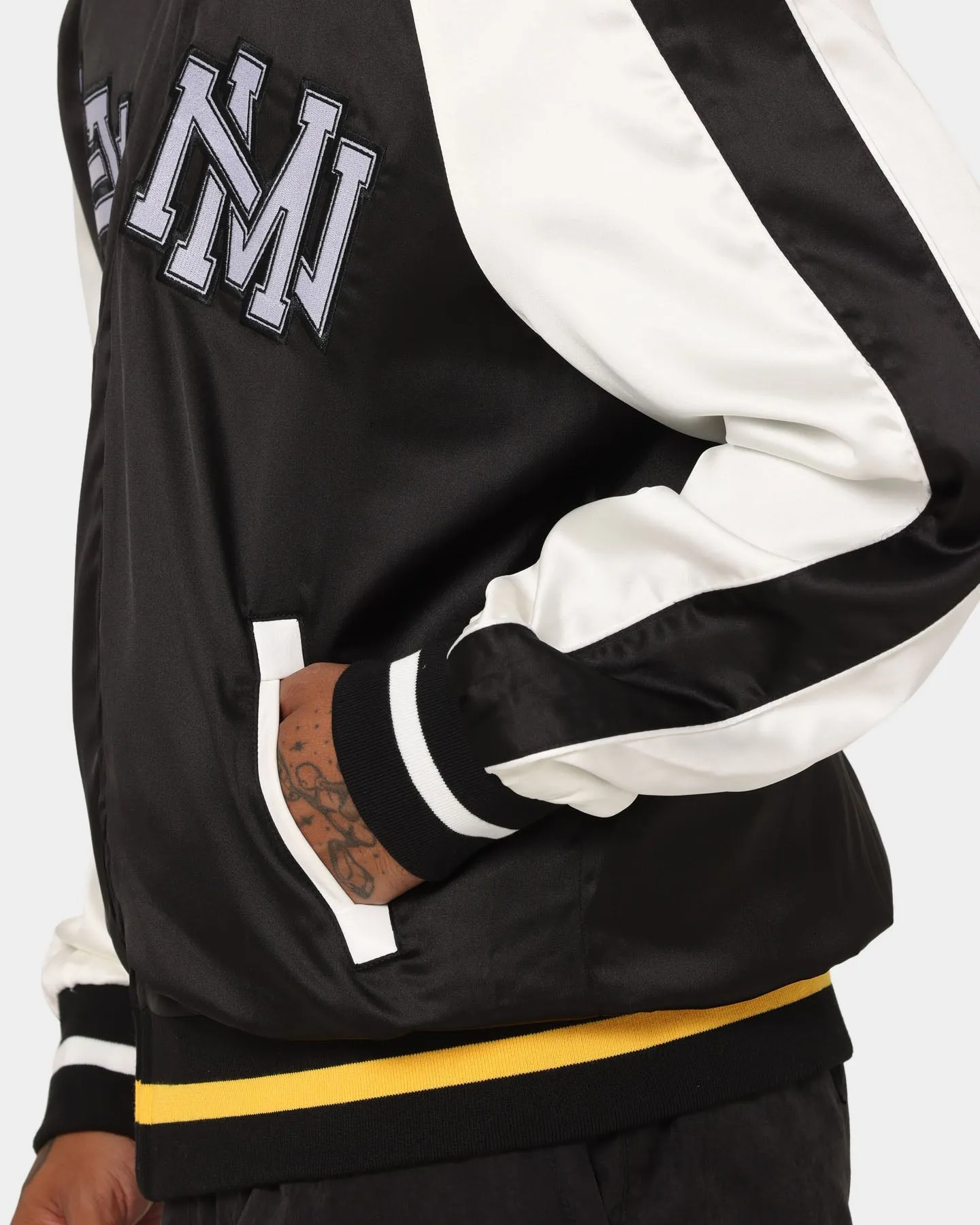 Lifted Anchors "Alumni" Souvenir Jacket Black