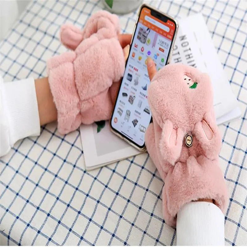 Strawbunny Plush Mittens